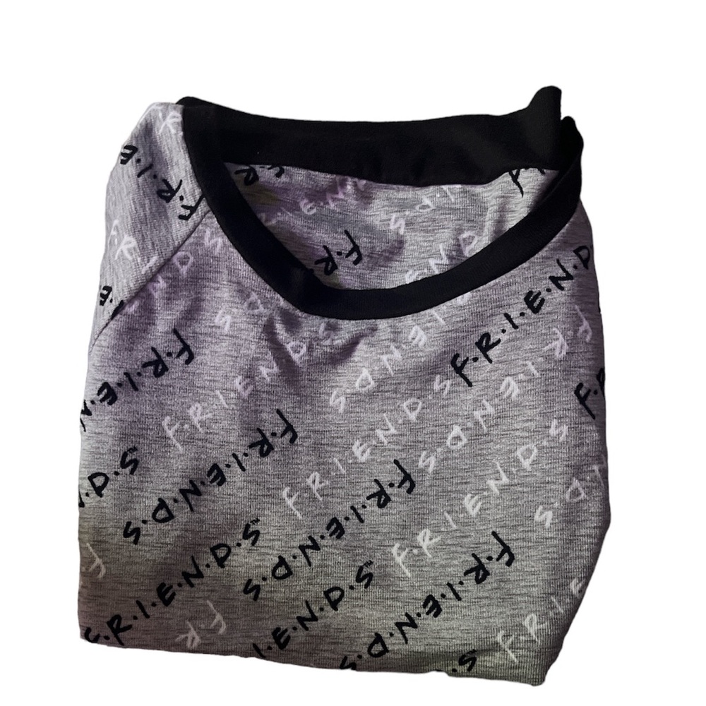Shirt and pants set from the series Friends!